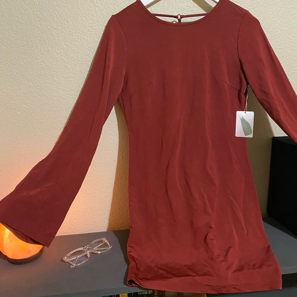 Forever 21 bell sleeved dress